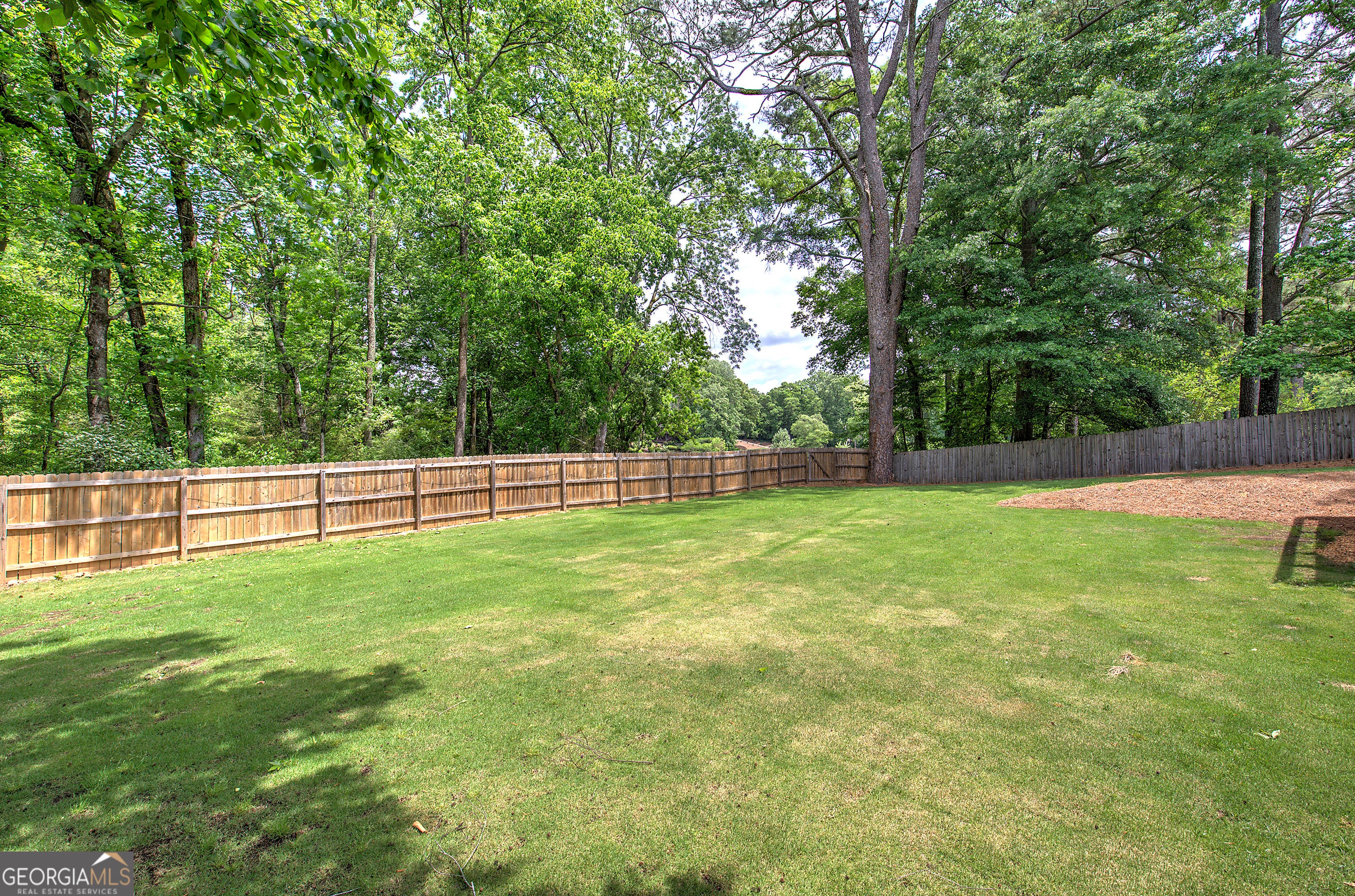Marietta, Georgia, 30068, United States, 6 Bedrooms Bedrooms, ,5 BathroomsBathrooms,Residential,Active,2044581
