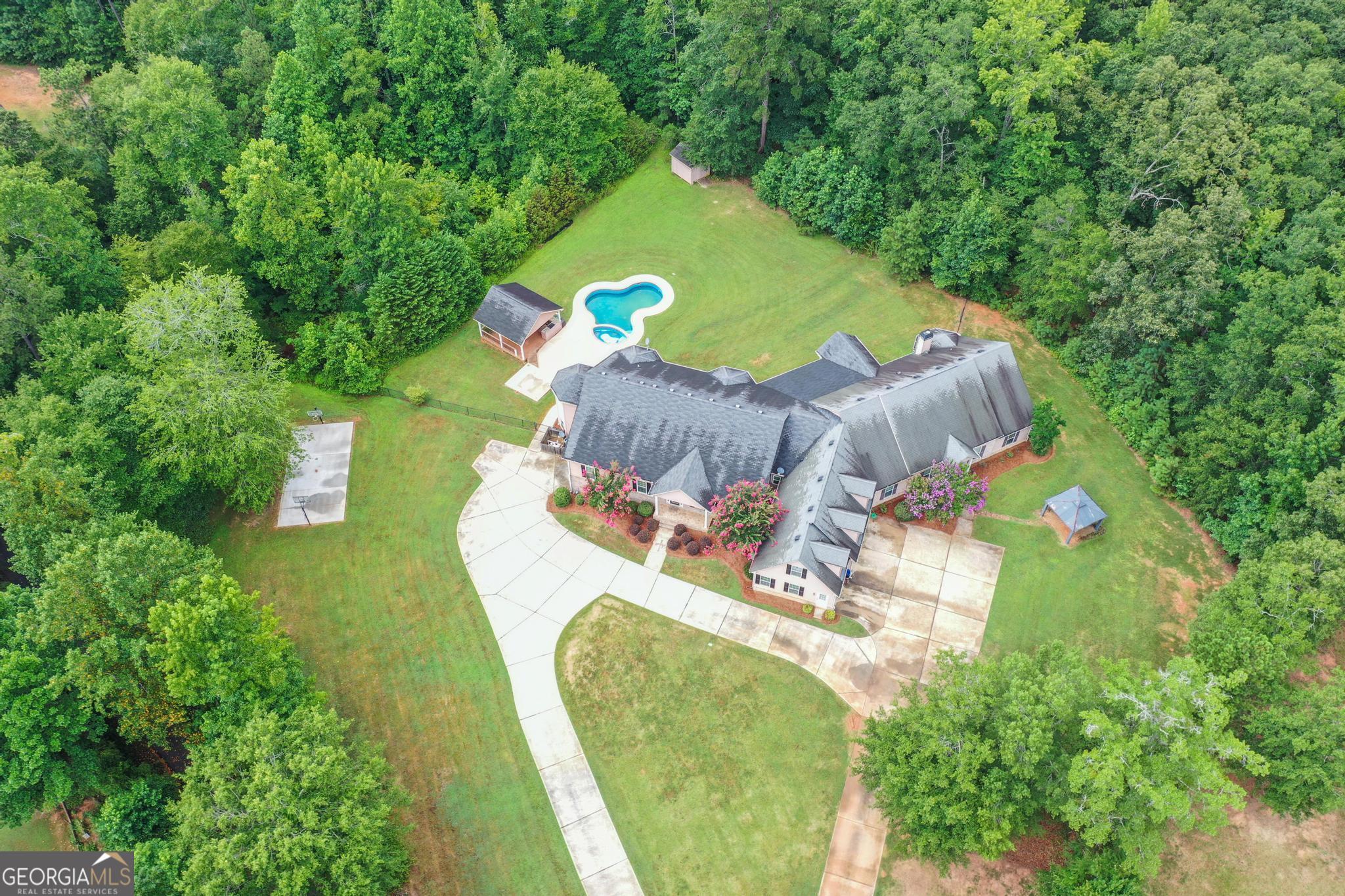 Mcdonough, Georgia, 30253, United States, 8 Bedrooms Bedrooms, ,7 BathroomsBathrooms,Residential,Active,1899862