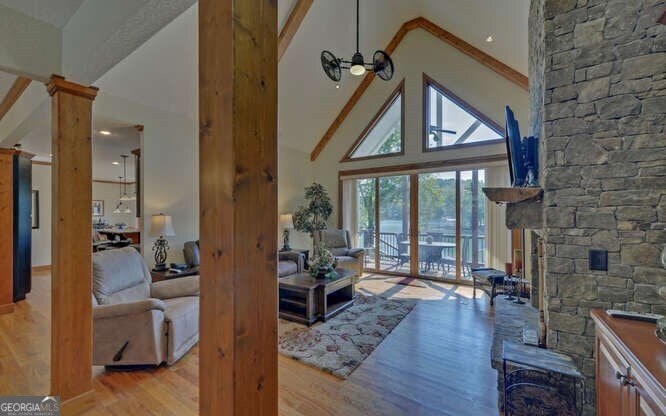 Hiawassee, Georgia, 30546, United States, 4 Bedrooms Bedrooms, ,3 BathroomsBathrooms,Residential,Active,1945091