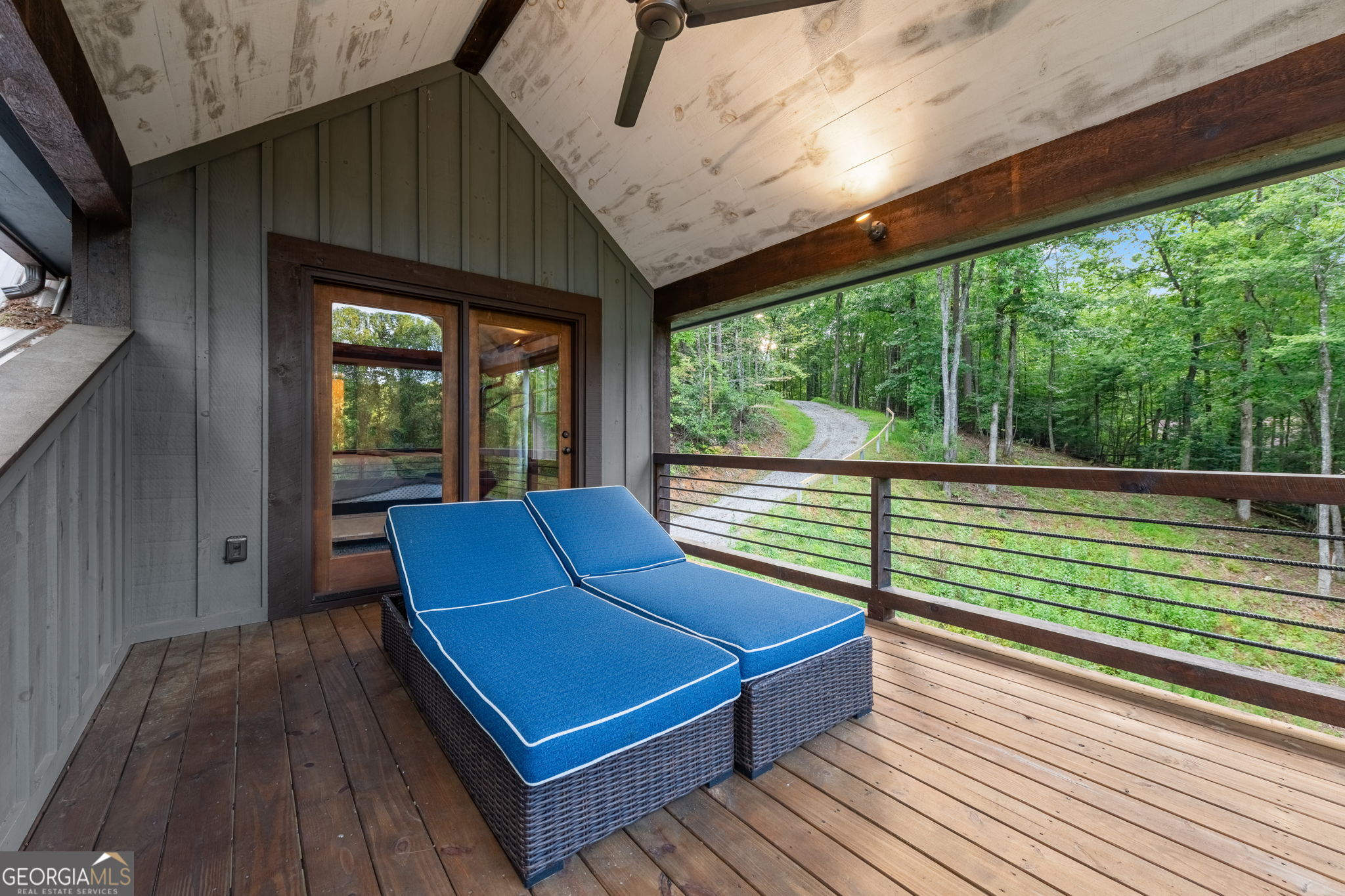 Blue Ridge, Georgia, 30513, United States, 3 Bedrooms Bedrooms, ,3 BathroomsBathrooms,Residential,Active,2045614