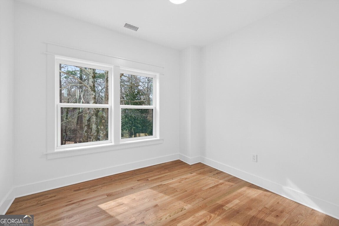 Norcross, Georgia, 30071, United States, 6 Bedrooms Bedrooms, ,5 BathroomsBathrooms,Residential,Active,2009837