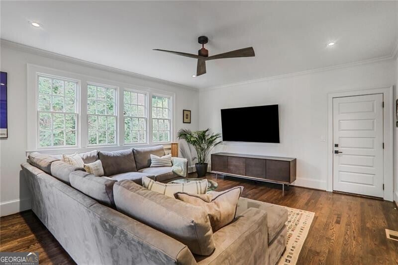 Atlanta, Georgia, 30309, United States, 6 Bedrooms Bedrooms, ,6 BathroomsBathrooms,Residential,Active,1761624