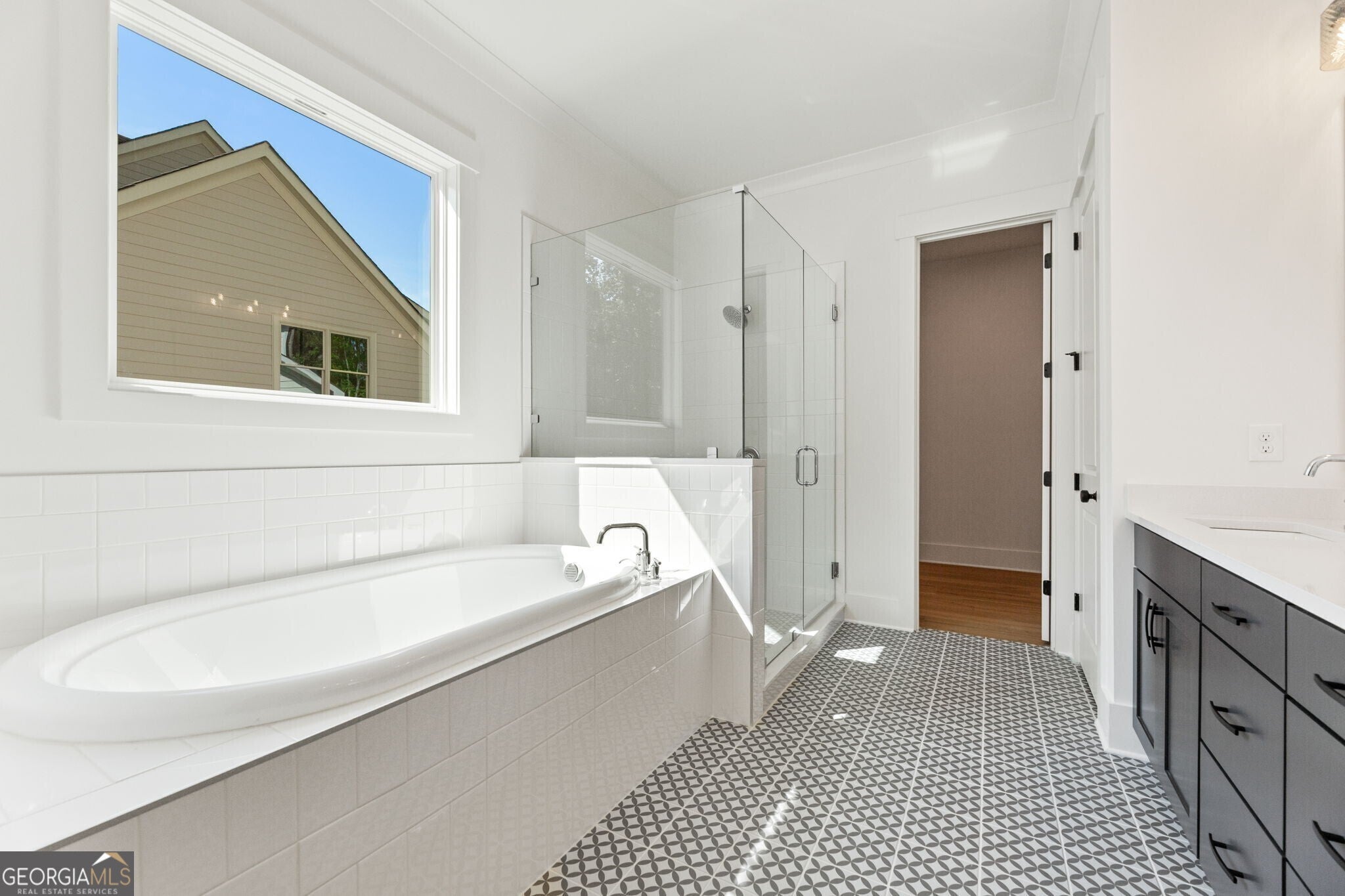 Gainesville, Georgia, 30506, United States, 4 Bedrooms Bedrooms, ,4 BathroomsBathrooms,Residential,Active,1927662