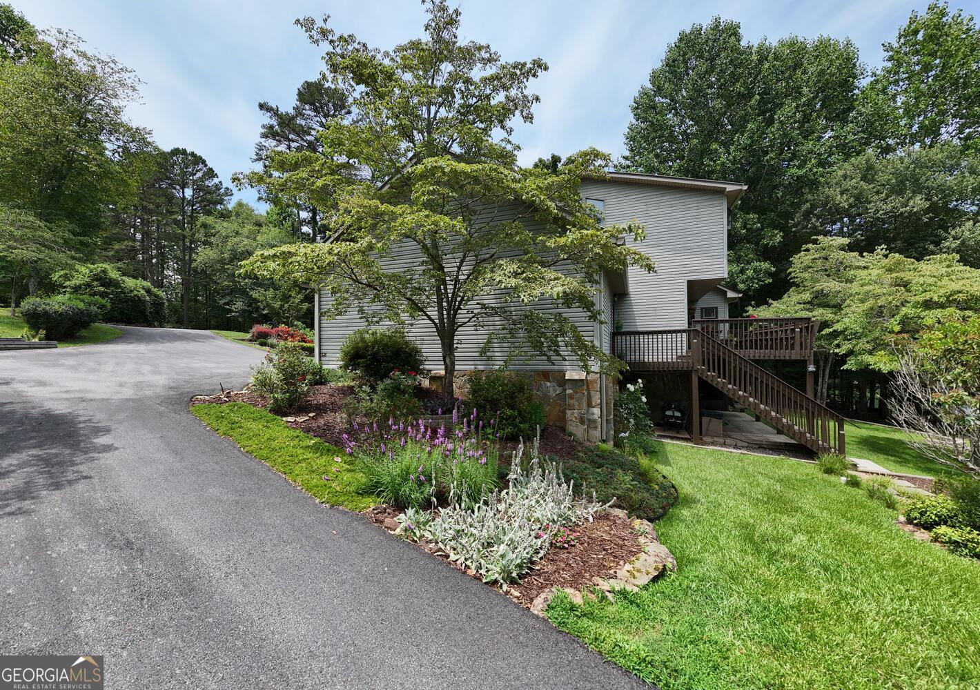 Blairsville, Georgia, 30512, United States, 3 Bedrooms Bedrooms, ,3 BathroomsBathrooms,Residential,Active,1898214
