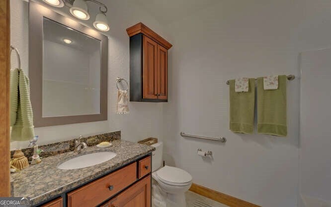 Hiawassee, Georgia, 30546, United States, 4 Bedrooms Bedrooms, ,3 BathroomsBathrooms,Residential,Active,1945091