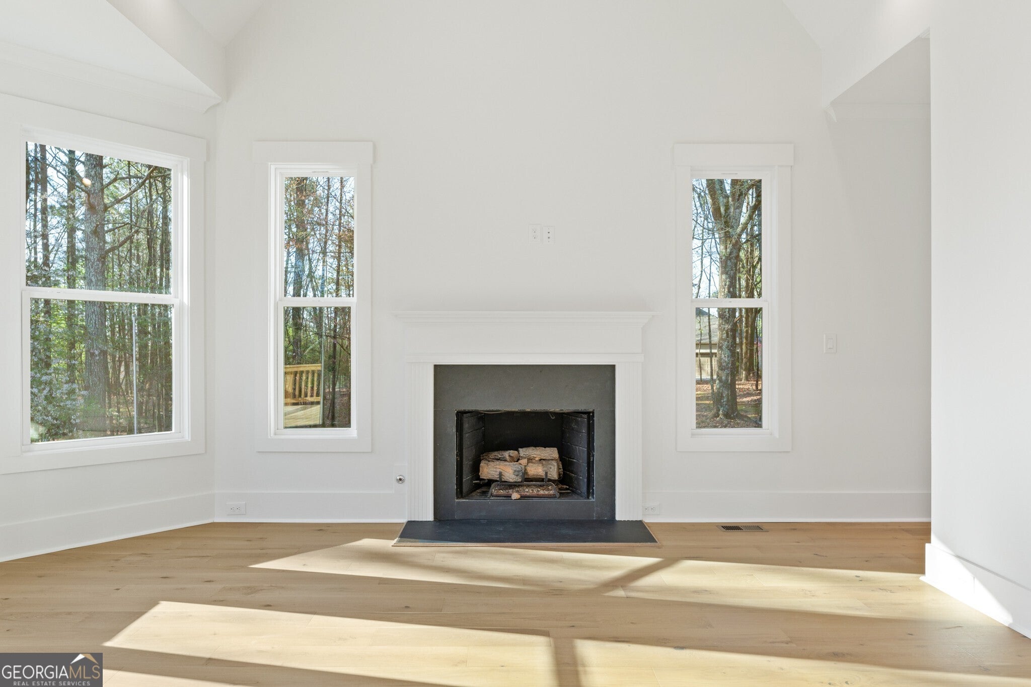 Cumming, Georgia, 30041, United States, 4 Bedrooms Bedrooms, ,5 BathroomsBathrooms,Residential,Active,1967121