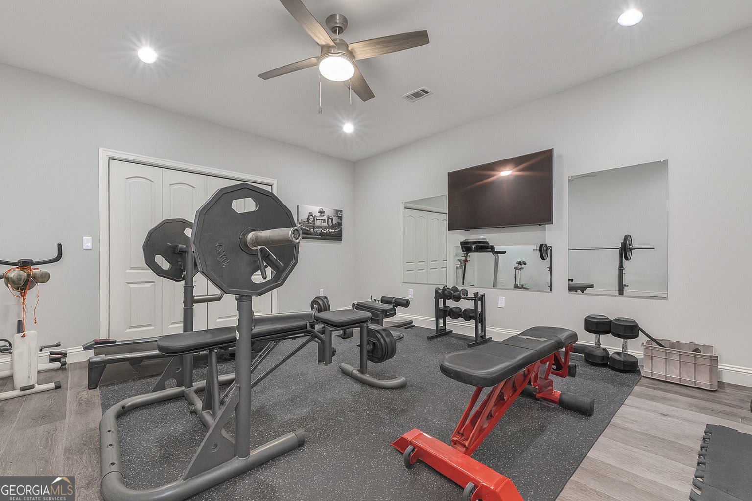 Ellijay, Georgia, 30540, United States, 4 Bedrooms Bedrooms, ,5 BathroomsBathrooms,Residential,Active,1913021