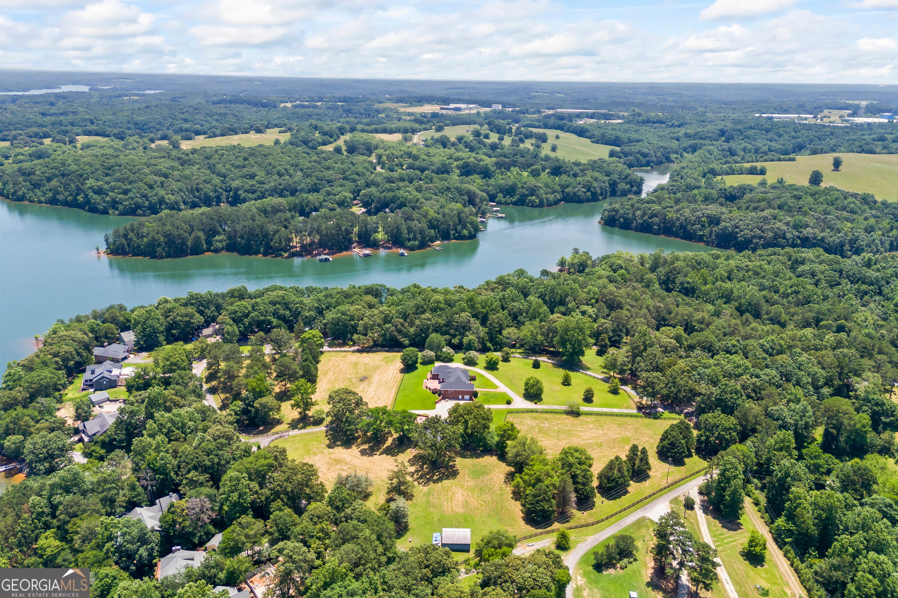 Lavonia, Georgia, 30553, United States, 5 Bedrooms Bedrooms, ,5 BathroomsBathrooms,Residential,Active,1862896