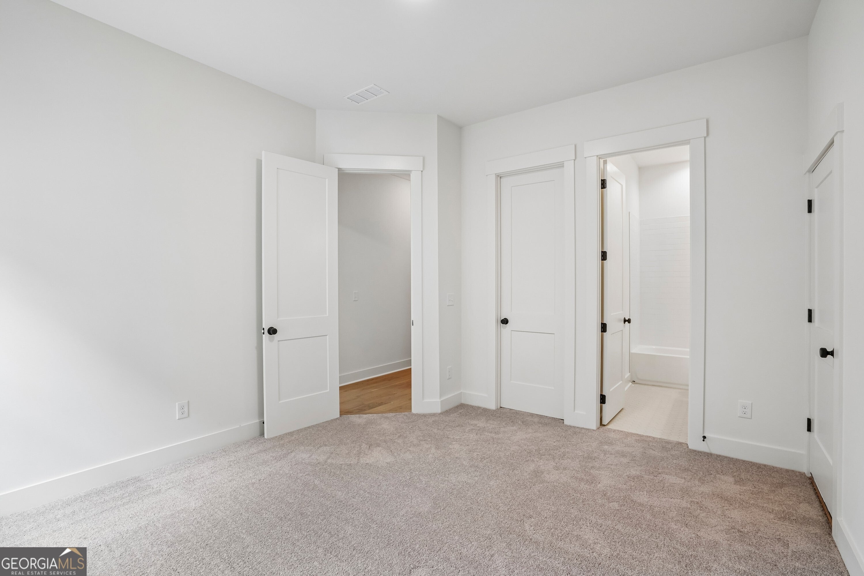 Cumming, Georgia, 30041, United States, 5 Bedrooms Bedrooms, ,5 BathroomsBathrooms,Residential,Active,2029767