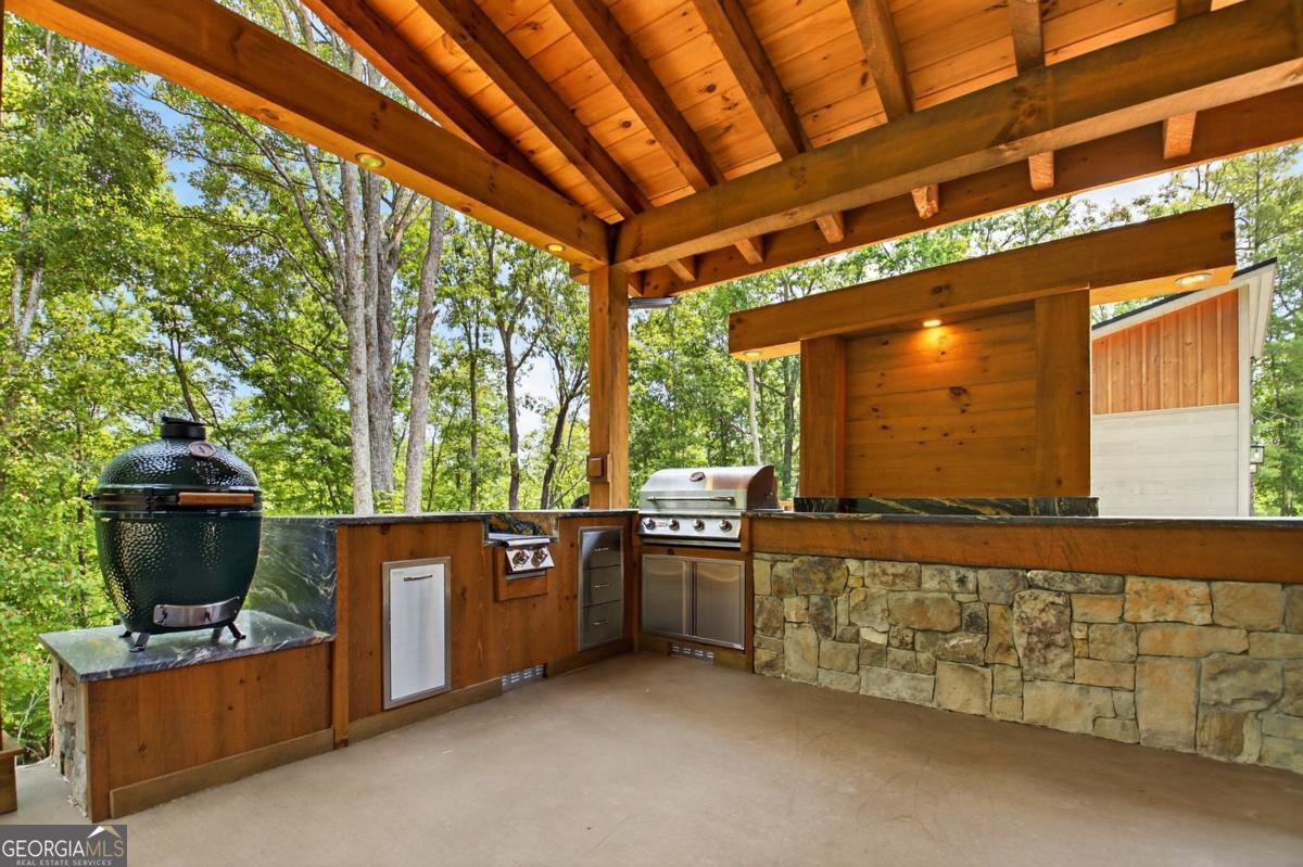 Morganton, Georgia, 30560, United States, 4 Bedrooms Bedrooms, ,4 BathroomsBathrooms,Residential,Active,1853343