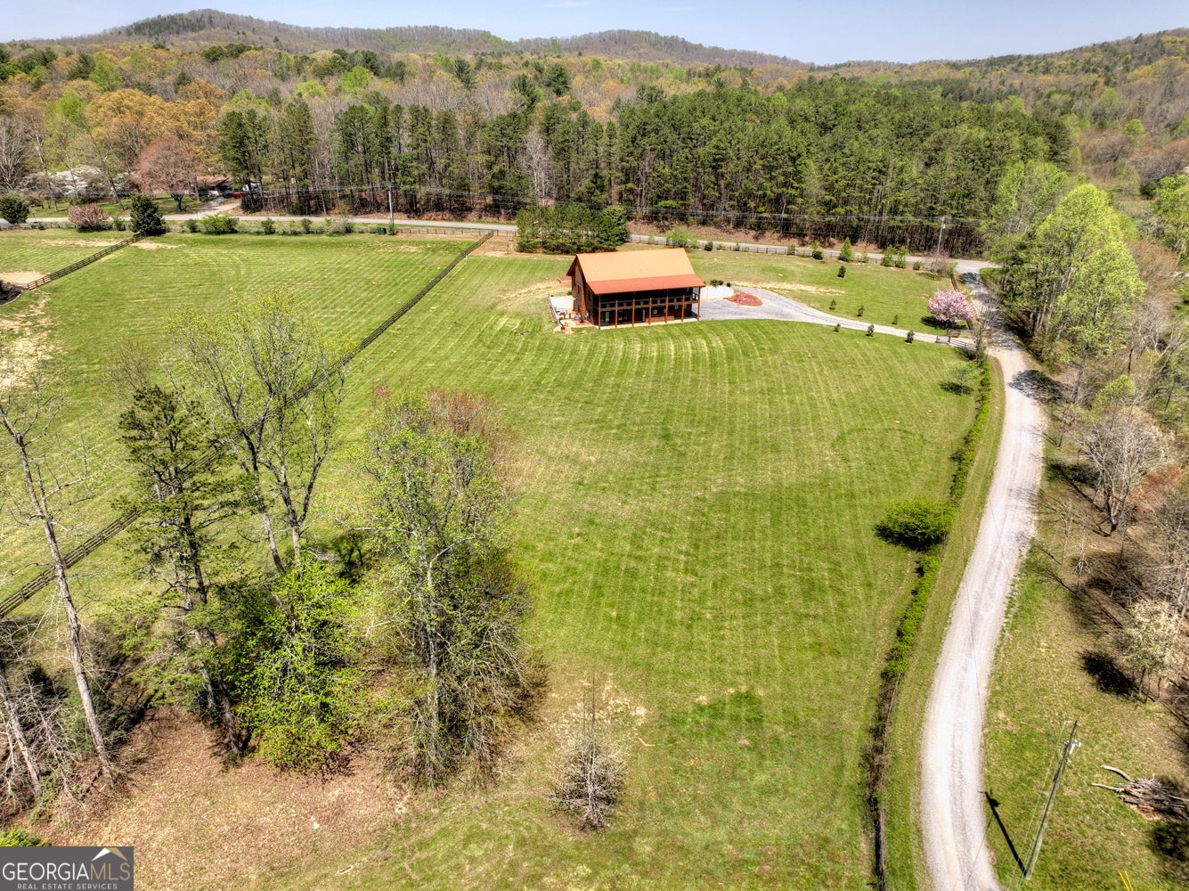Morganton, Georgia, 30560, United States, 5 Bedrooms Bedrooms, ,3 BathroomsBathrooms,Residential,Active,1798022