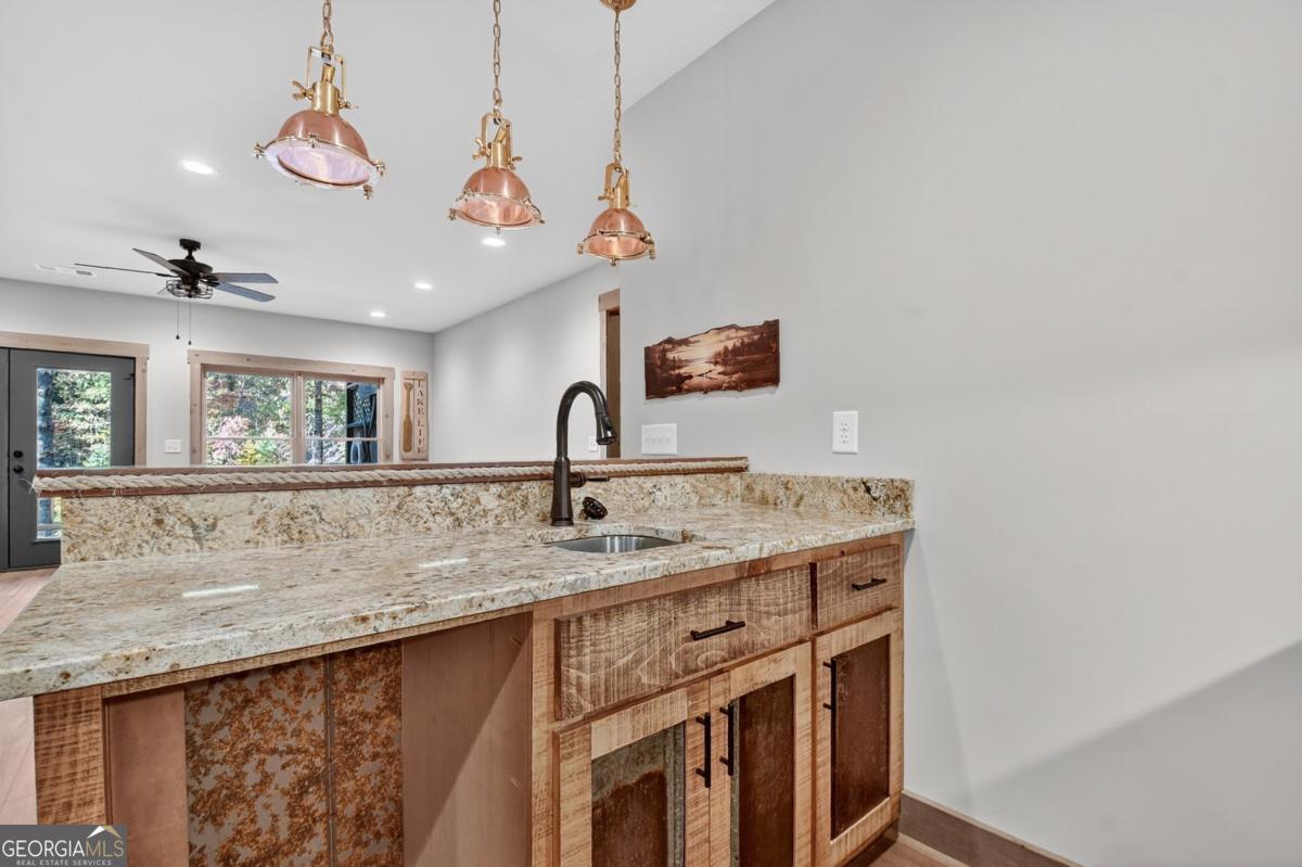 Ellijay, Georgia, 30540, United States, 4 Bedrooms Bedrooms, ,3 BathroomsBathrooms,Residential,Active,1971791