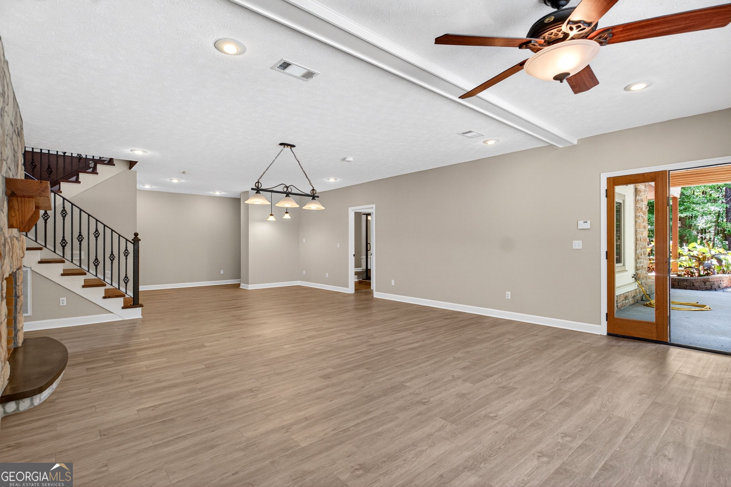 Cataula, Georgia, 31804, United States, 5 Bedrooms Bedrooms, ,5 BathroomsBathrooms,Residential,Active,2044194