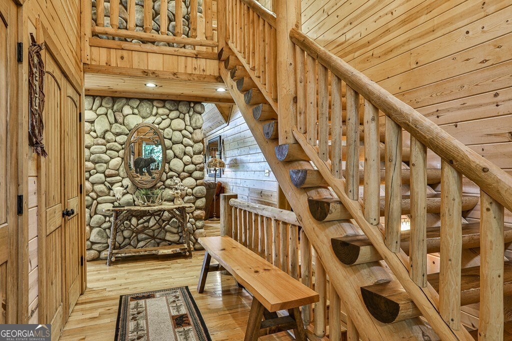 Blue Ridge, Georgia, 30513, United States, 4 Bedrooms Bedrooms, ,4 BathroomsBathrooms,Residential,Active,2010546