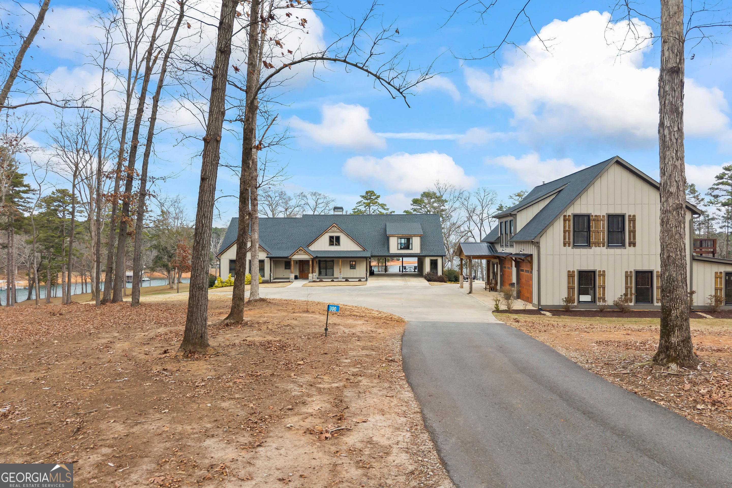 Hartwell, Georgia, 30643, United States, 6 Bedrooms Bedrooms, ,6 BathroomsBathrooms,Residential,Active,2011216