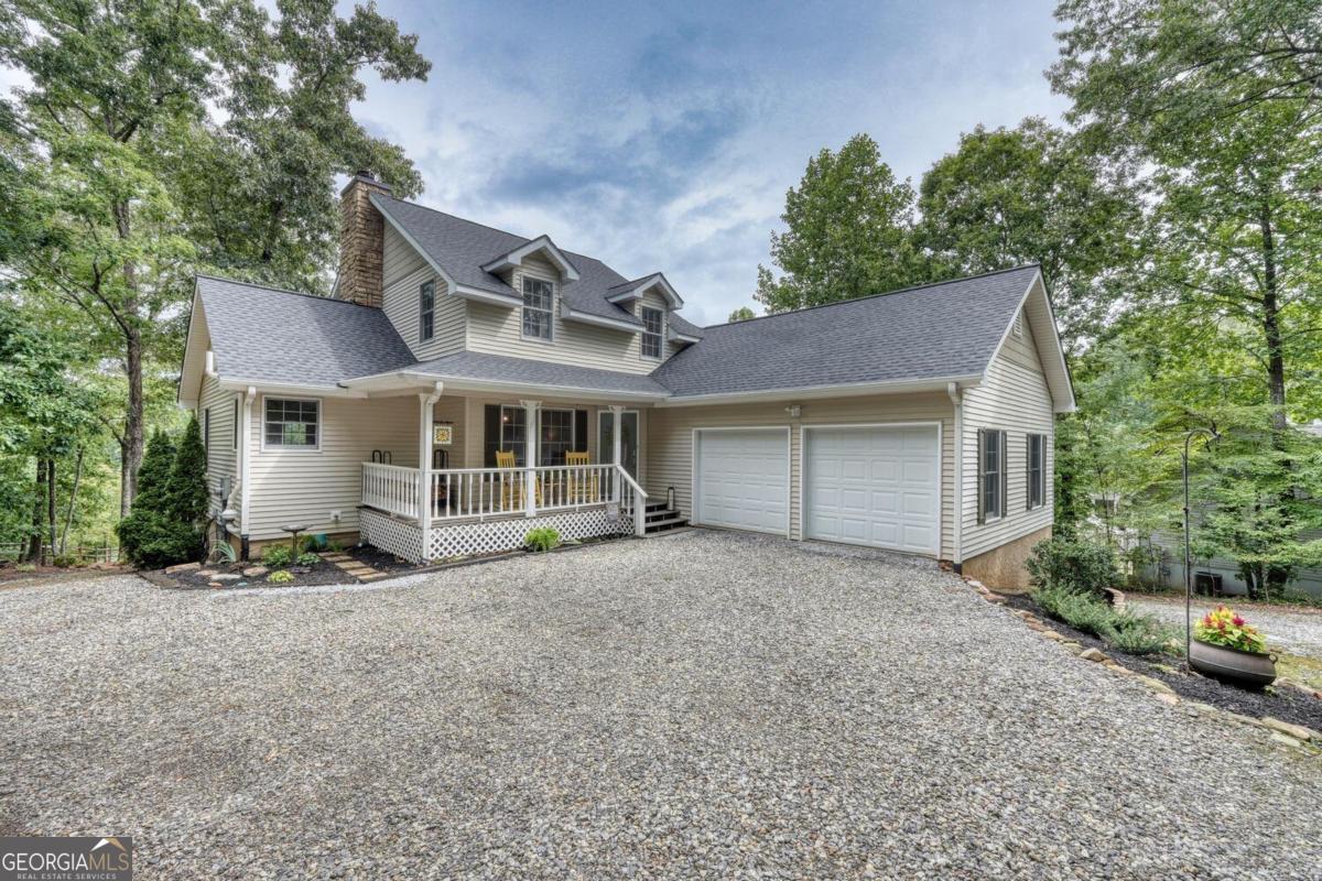 Blairsville, Georgia, 30512, United States, 4 Bedrooms Bedrooms, ,4 BathroomsBathrooms,Residential,Active,1926683
