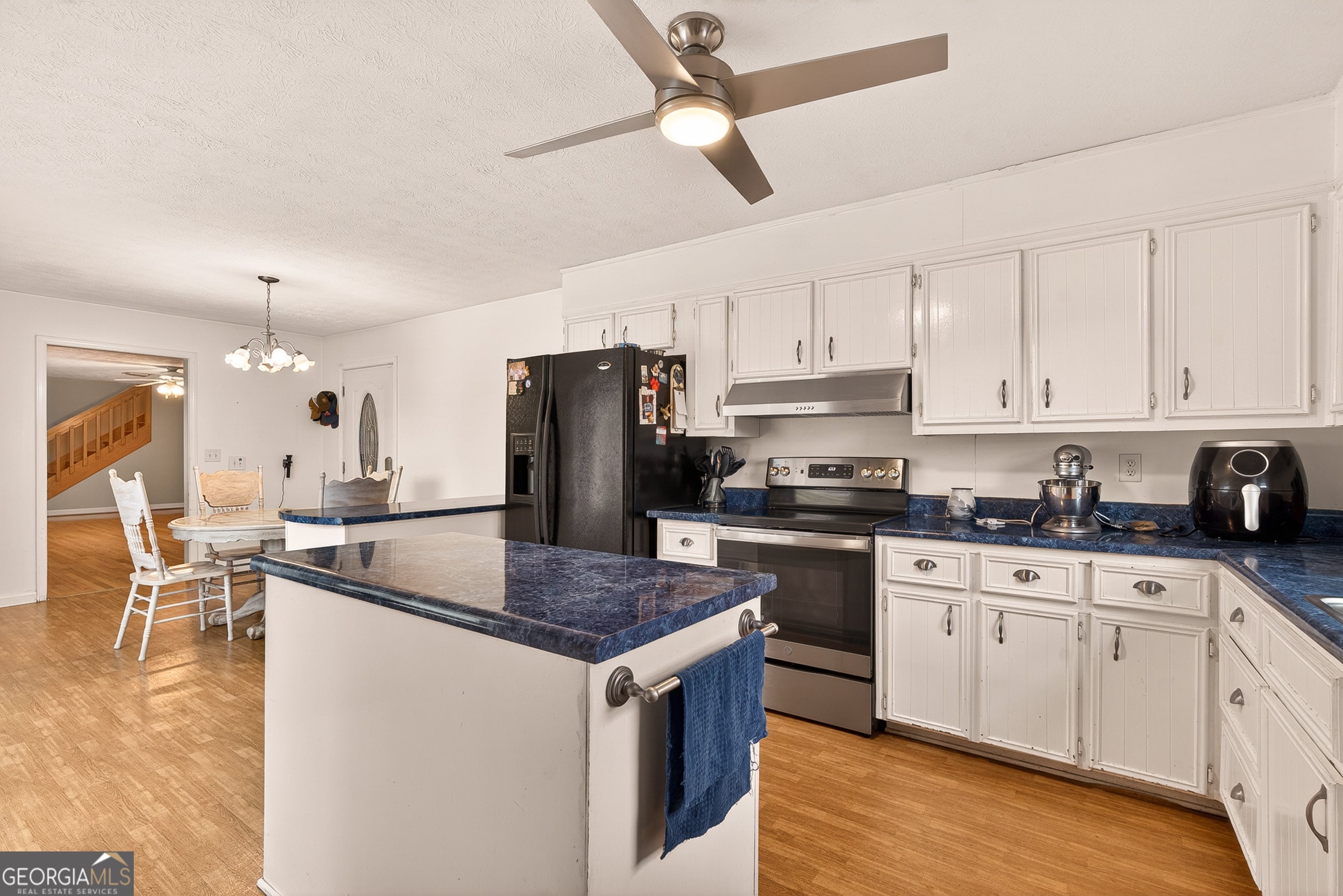 Dahlonega, Georgia, 30533, United States, 5 Bedrooms Bedrooms, ,4 BathroomsBathrooms,Residential,Active,2044583