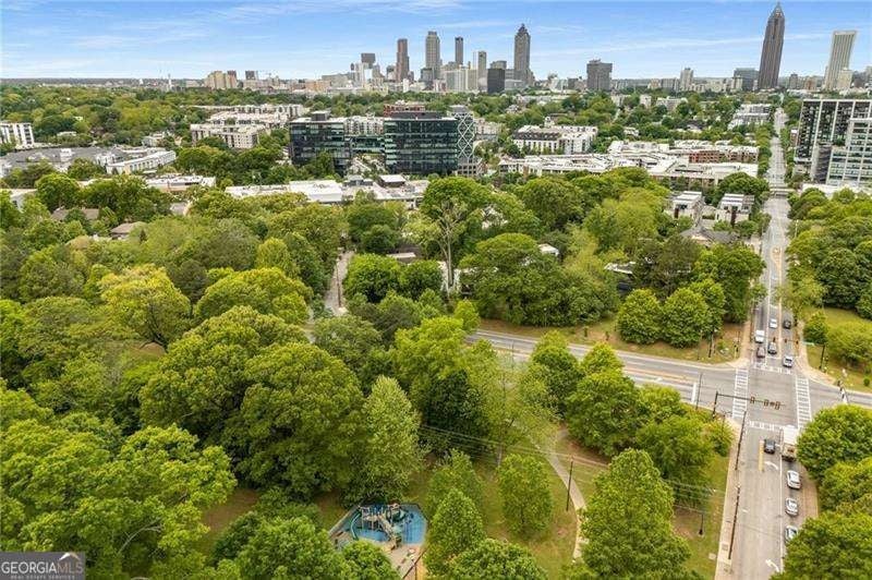 Atlanta, Georgia, 30306, United States, 4 Bedrooms Bedrooms, ,4 BathroomsBathrooms,Residential,Active,1828965