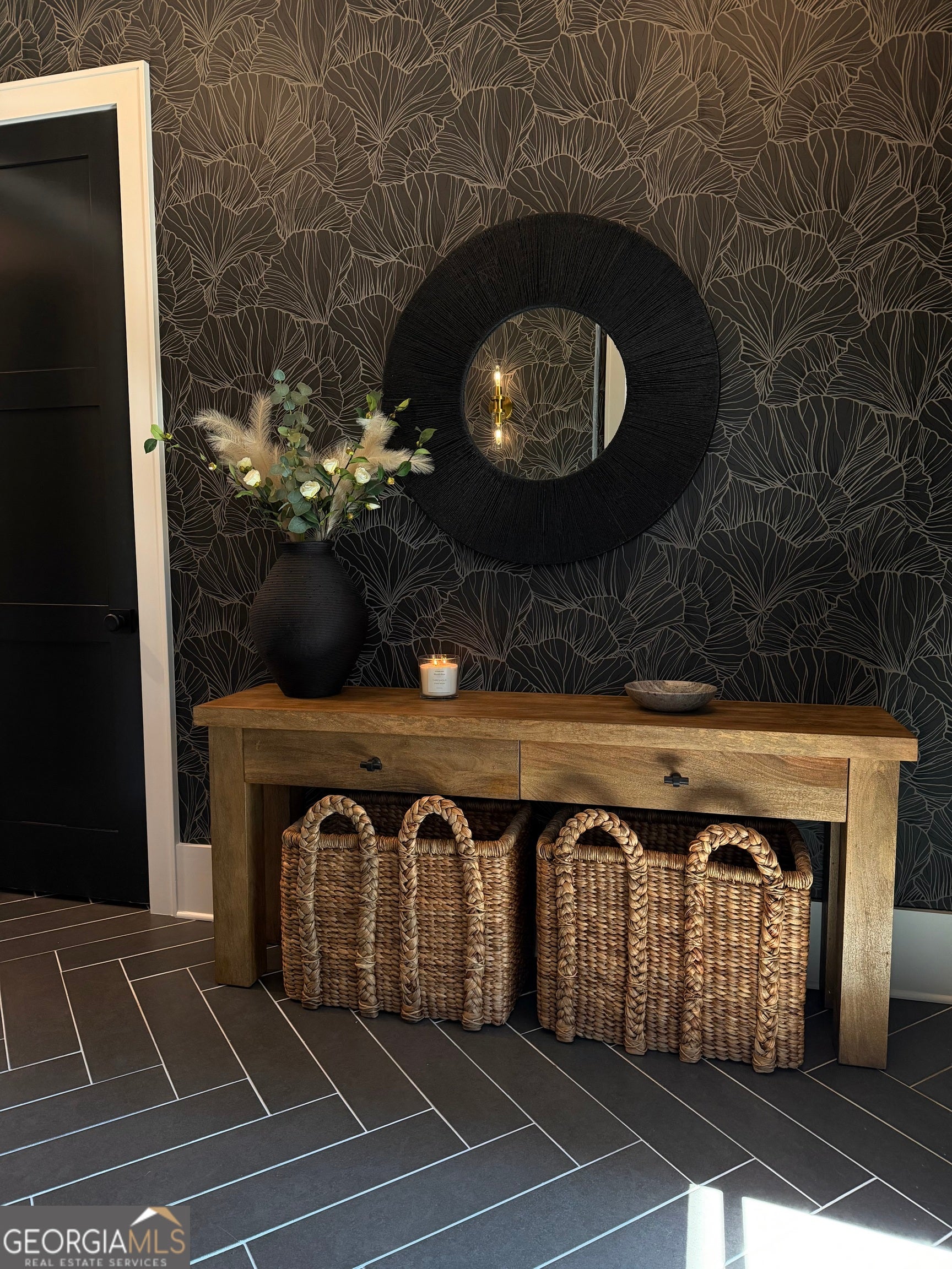 Canton, Georgia, 30115, United States, 4 Bedrooms Bedrooms, ,5 BathroomsBathrooms,Residential,Active,1968390