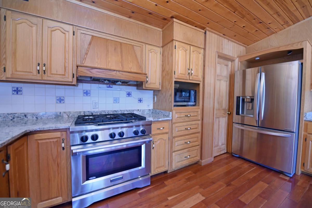 Blairsville, Georgia, 30512, United States, 3 Bedrooms Bedrooms, ,3 BathroomsBathrooms,Residential,Active,2009374