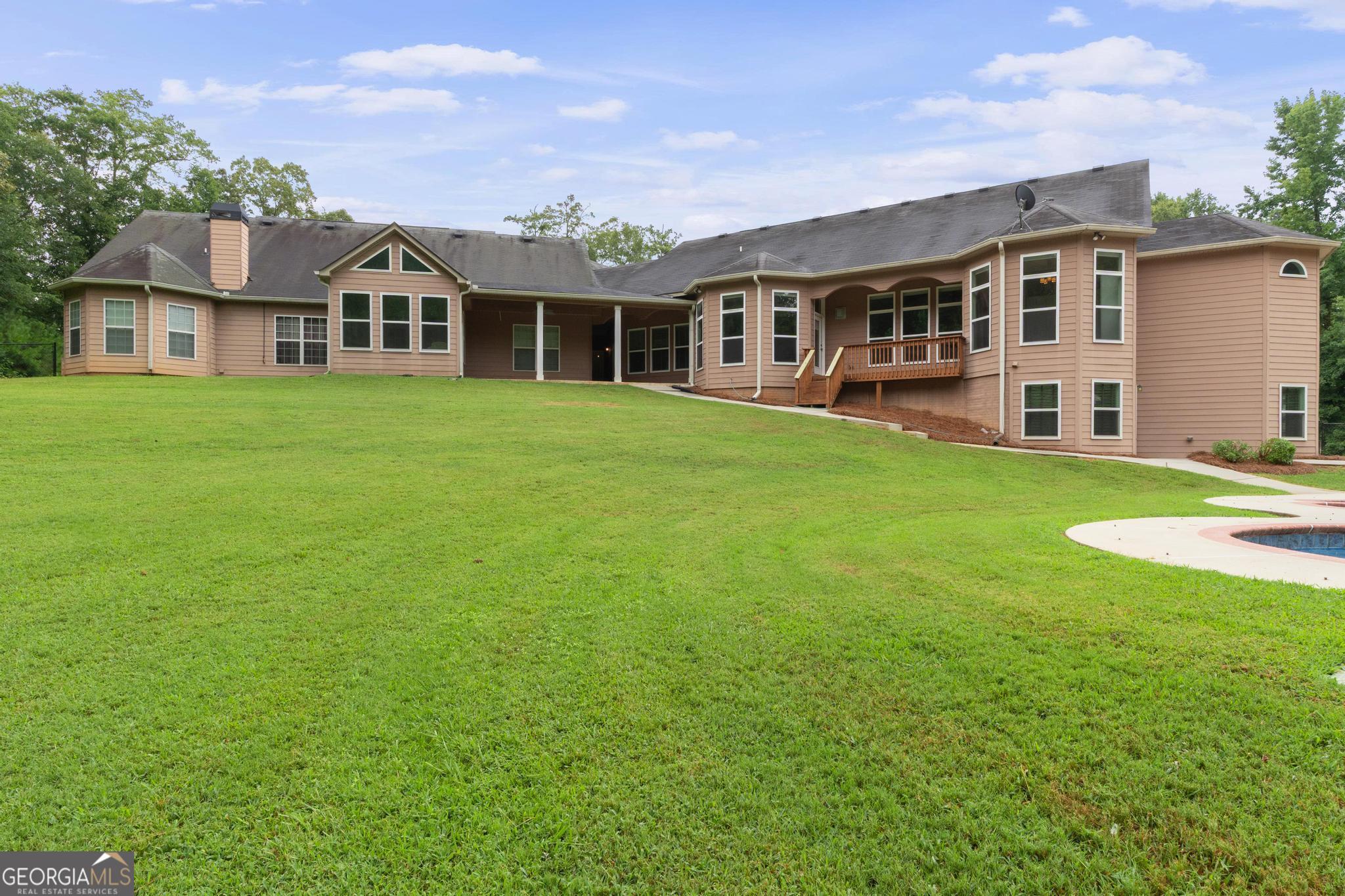 Mcdonough, Georgia, 30253, United States, 8 Bedrooms Bedrooms, ,7 BathroomsBathrooms,Residential,Active,1899862