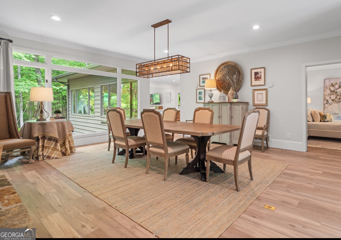 Big Canoe, Georgia, 30143, United States, 5 Bedrooms Bedrooms, ,6 BathroomsBathrooms,Residential,Active,1810518