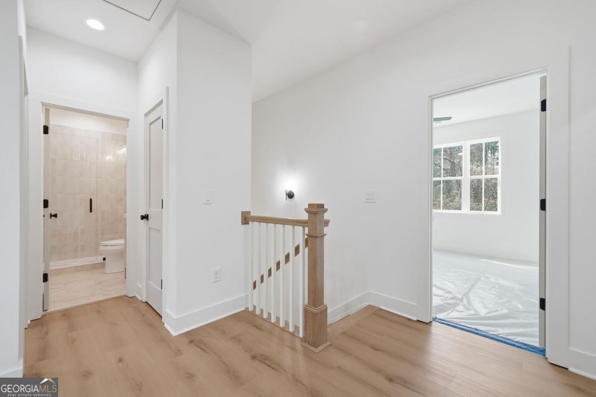 Canton, Georgia, 30115, United States, 5 Bedrooms Bedrooms, ,4 BathroomsBathrooms,Residential,Active,2002329