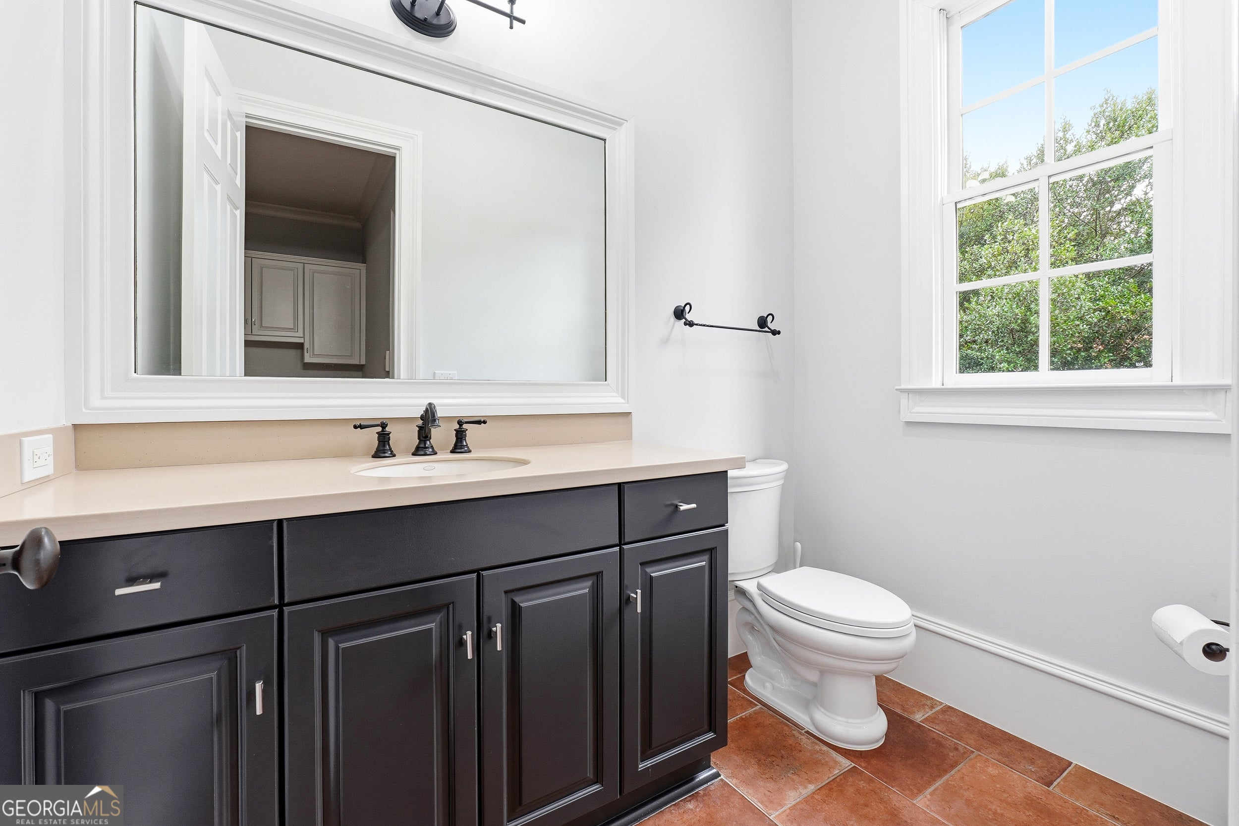 Kennesaw, Georgia, 30152, United States, 6 Bedrooms Bedrooms, ,8 BathroomsBathrooms,Residential,Active,2009375