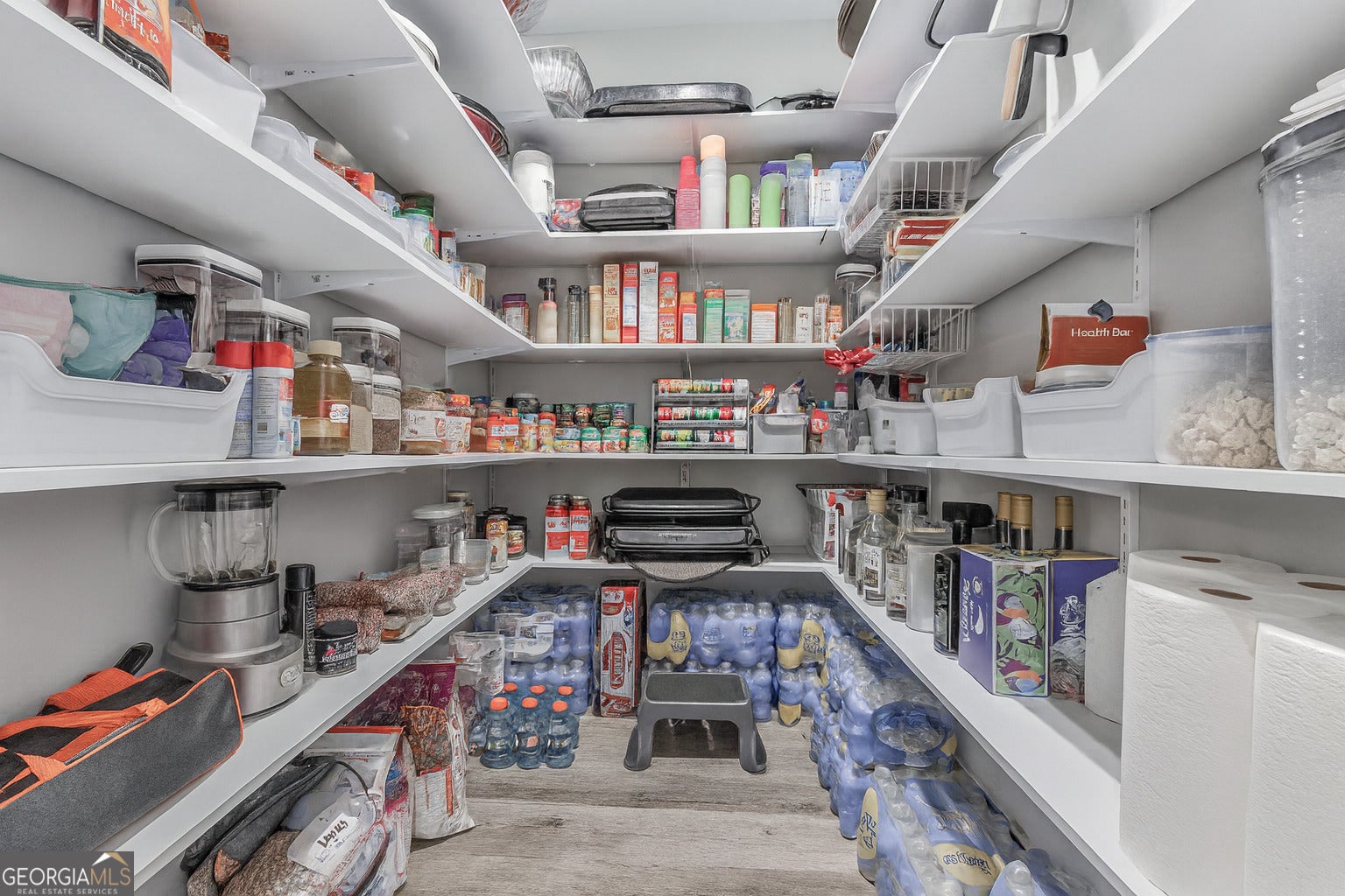 Ellijay, Georgia, 30540, United States, 4 Bedrooms Bedrooms, ,5 BathroomsBathrooms,Residential,Active,1913021