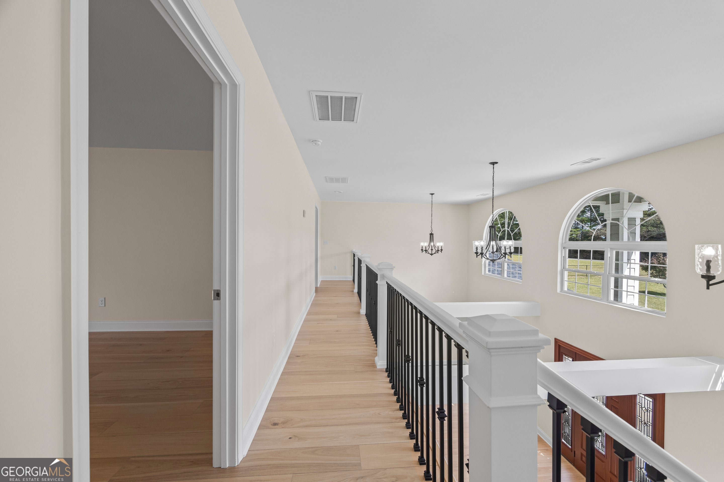 Martin, Georgia, 30557, United States, 6 Bedrooms Bedrooms, ,5 BathroomsBathrooms,Residential,Active,1964253