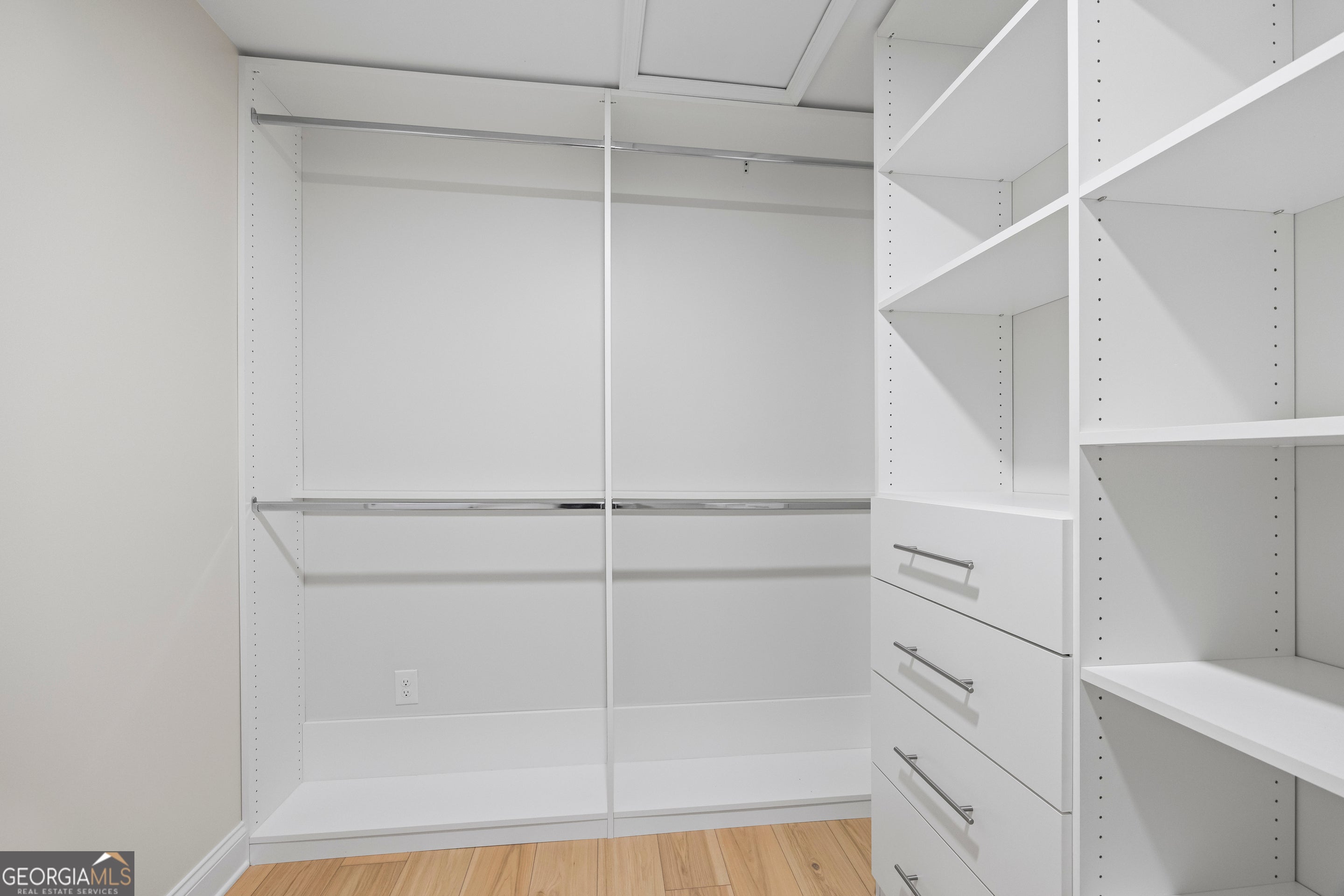 Martin, Georgia, 30557, United States, 6 Bedrooms Bedrooms, ,5 BathroomsBathrooms,Residential,Active,1964253