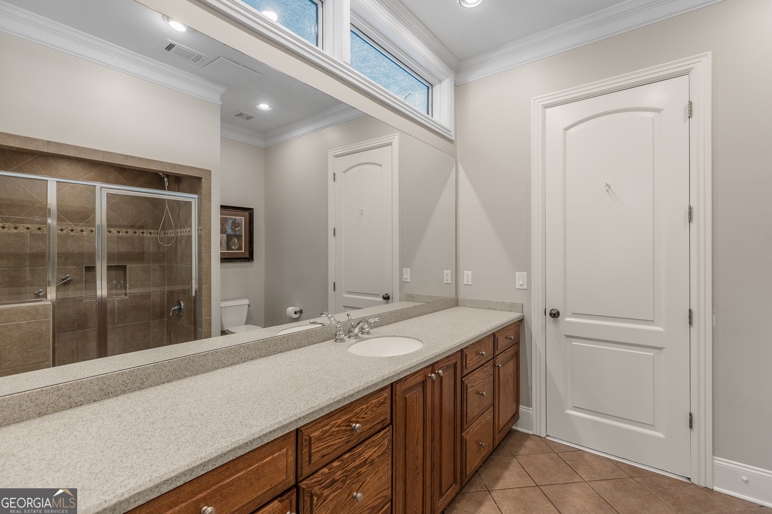 Flowery Branch, Georgia, 30542, United States, 4 Bedrooms Bedrooms, ,8 BathroomsBathrooms,Residential,Active,1929469