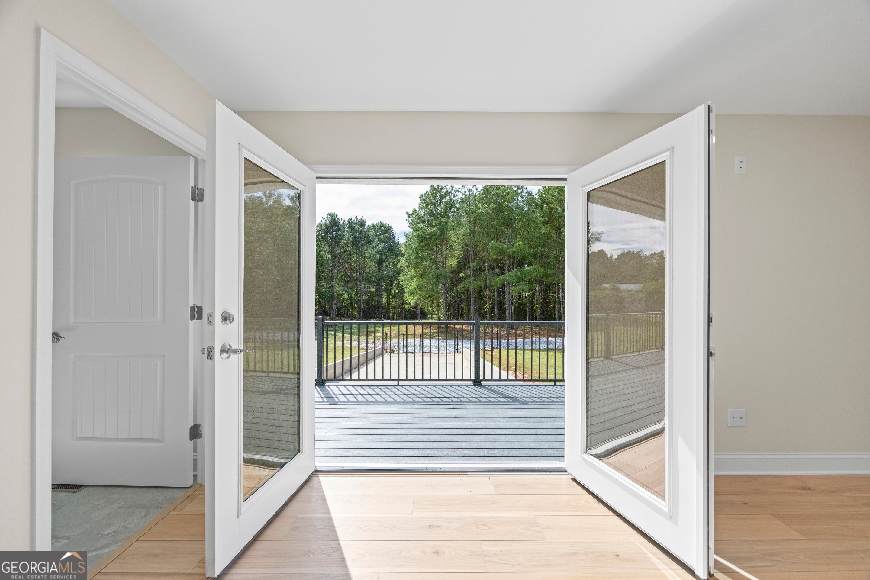 Martin, Georgia, 30557, United States, 6 Bedrooms Bedrooms, ,5 BathroomsBathrooms,Residential,Active,1964253