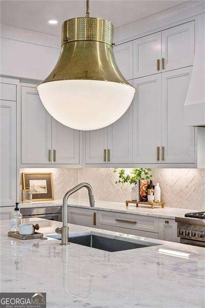 Atlanta, Georgia, 30306, United States, 6 Bedrooms Bedrooms, ,7 BathroomsBathrooms,Residential,Active,1994977