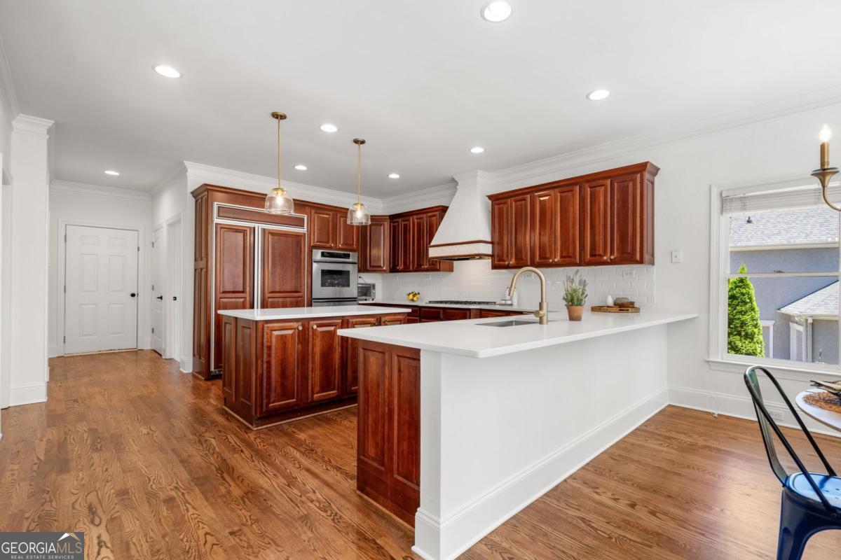 Canton, Georgia, 30114, United States, 5 Bedrooms Bedrooms, ,5 BathroomsBathrooms,Residential,Active,1823975
