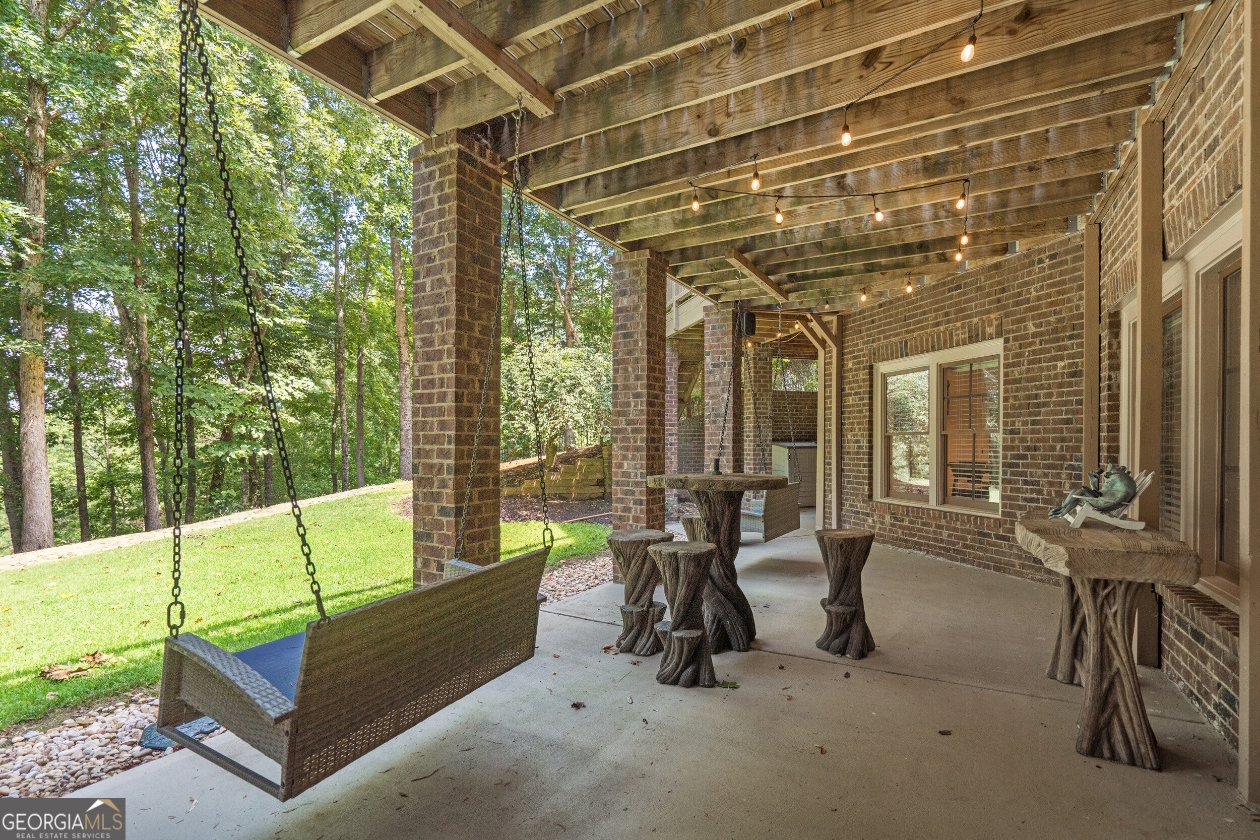 Suwanee, Georgia, 30024, United States, 5 Bedrooms Bedrooms, ,6 BathroomsBathrooms,Residential,Active,1900179