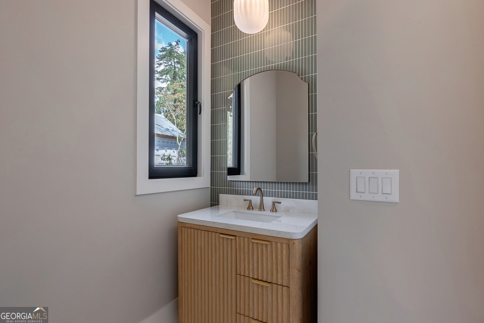 Cumming, Georgia, 30041, United States, 4 Bedrooms Bedrooms, ,4 BathroomsBathrooms,Residential,Active,1945468