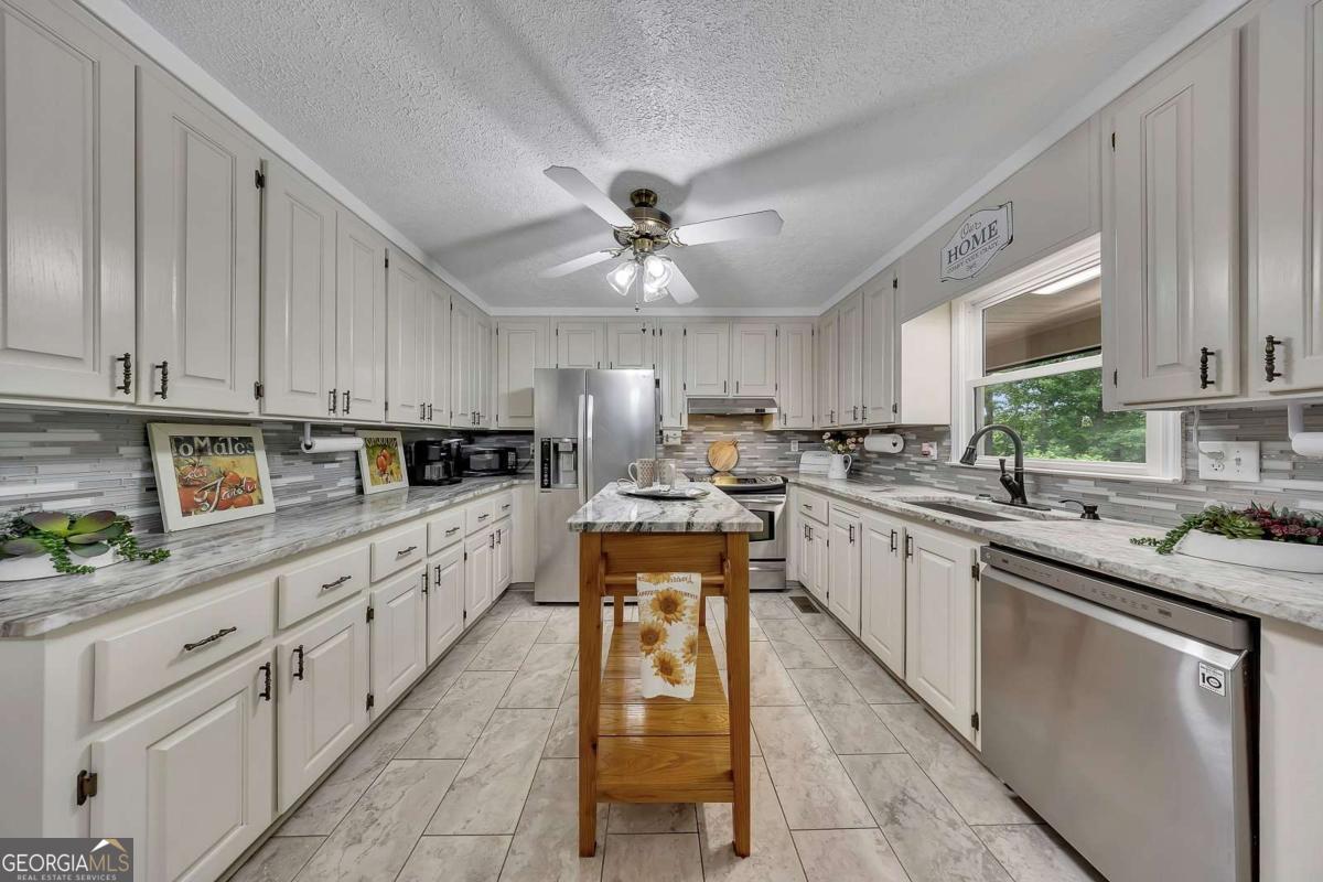Ball Ground, Georgia, 30107, United States, 4 Bedrooms Bedrooms, ,3 BathroomsBathrooms,Residential,Active,2045695