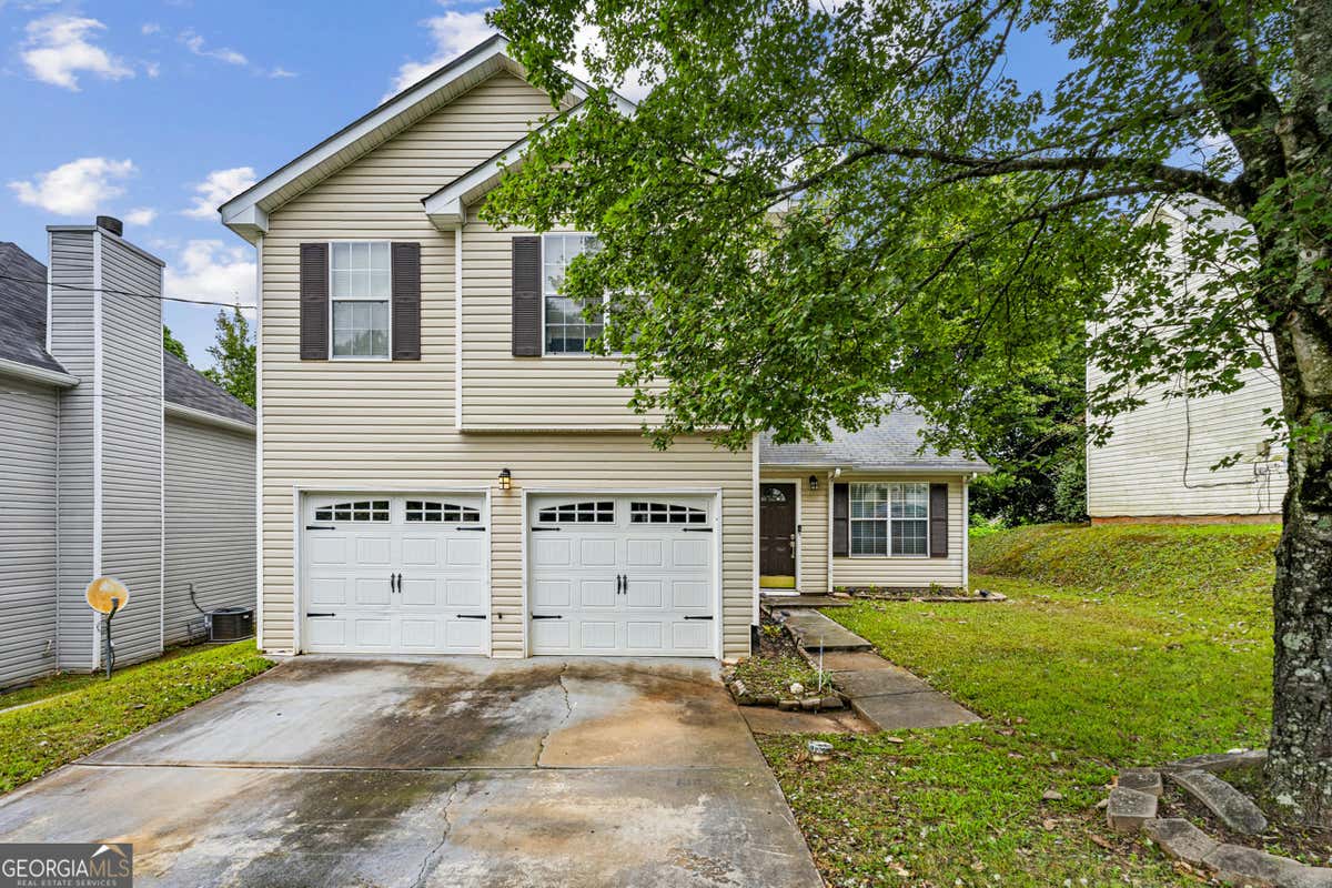 5624 WELLBORN CREEK DR, LITHONIA, GA 30058, photo 1 of 25