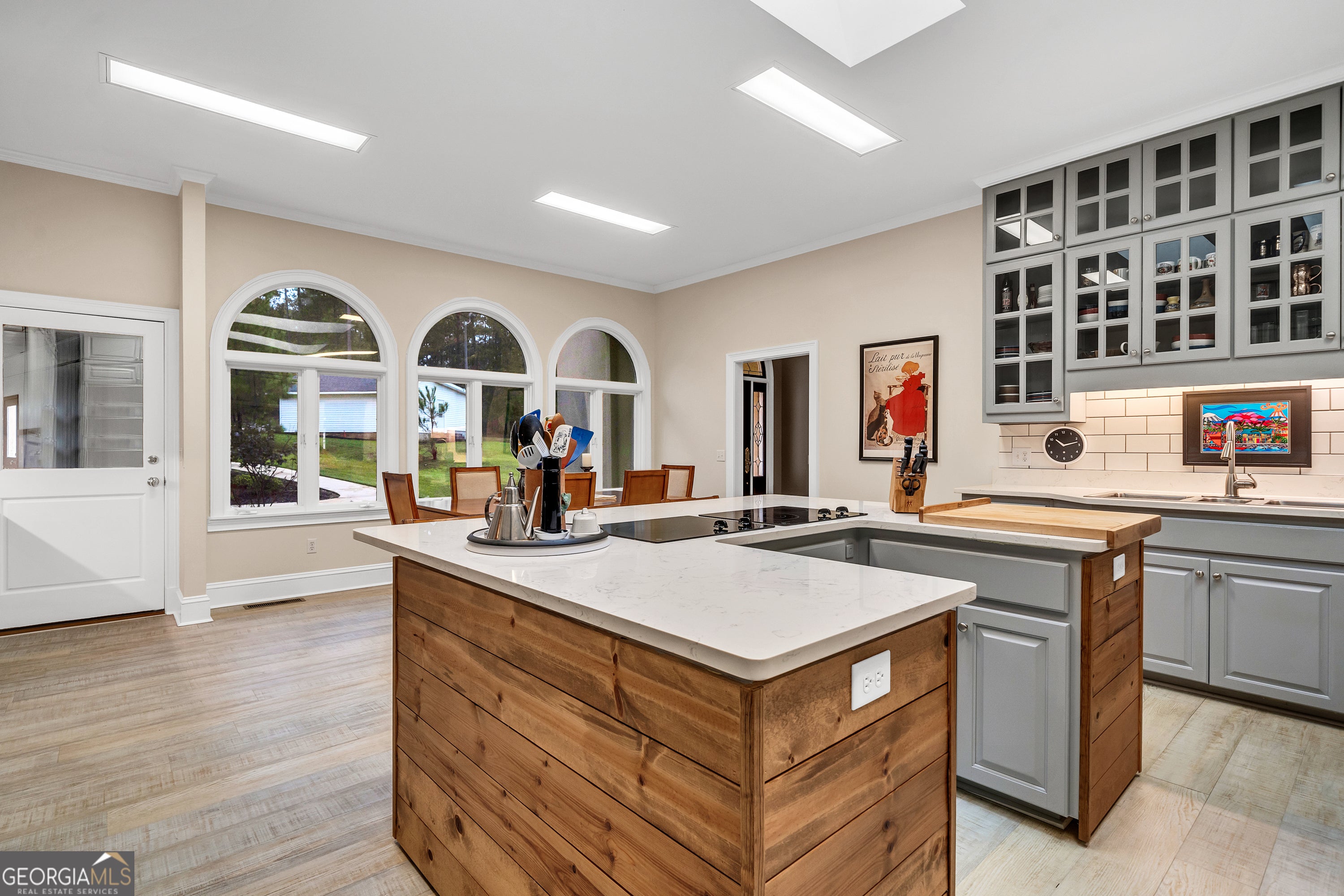 Milledgeville, Georgia, 31061, United States, 5 Bedrooms Bedrooms, ,5 BathroomsBathrooms,Residential,Active,2043114