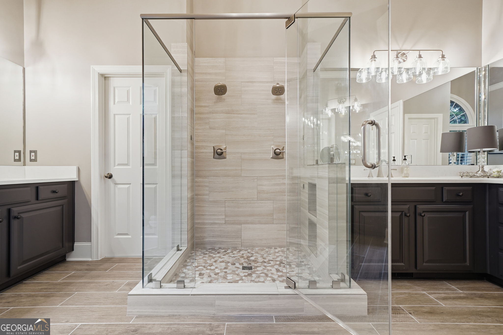 Canton, Georgia, 30114, United States, 6 Bedrooms Bedrooms, ,5 BathroomsBathrooms,Residential,Active,1972140