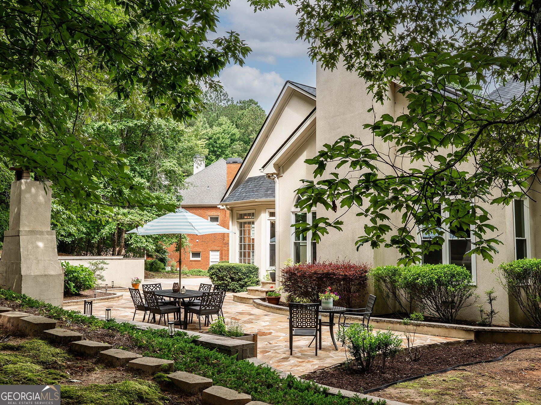 Roswell, Georgia, 30075, United States, 6 Bedrooms Bedrooms, ,6 BathroomsBathrooms,Residential,Active,1831832
