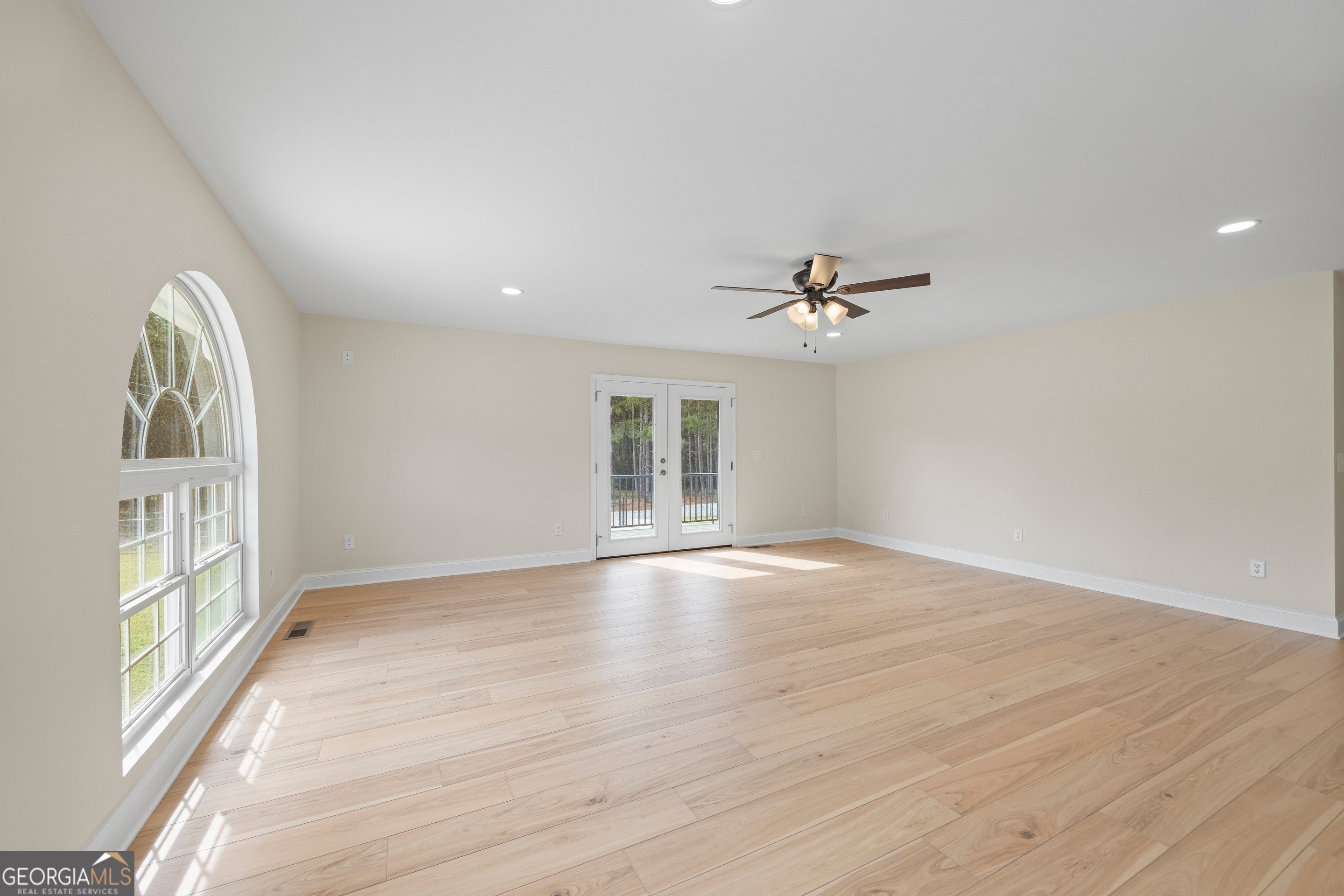 Martin, Georgia, 30557, United States, 6 Bedrooms Bedrooms, ,5 BathroomsBathrooms,Residential,Active,1964253