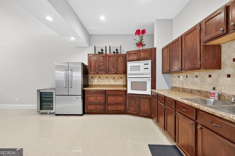 Flowery Branch, Georgia, 30542, United States, 6 Bedrooms Bedrooms, ,6 BathroomsBathrooms,Residential,Active,1898019