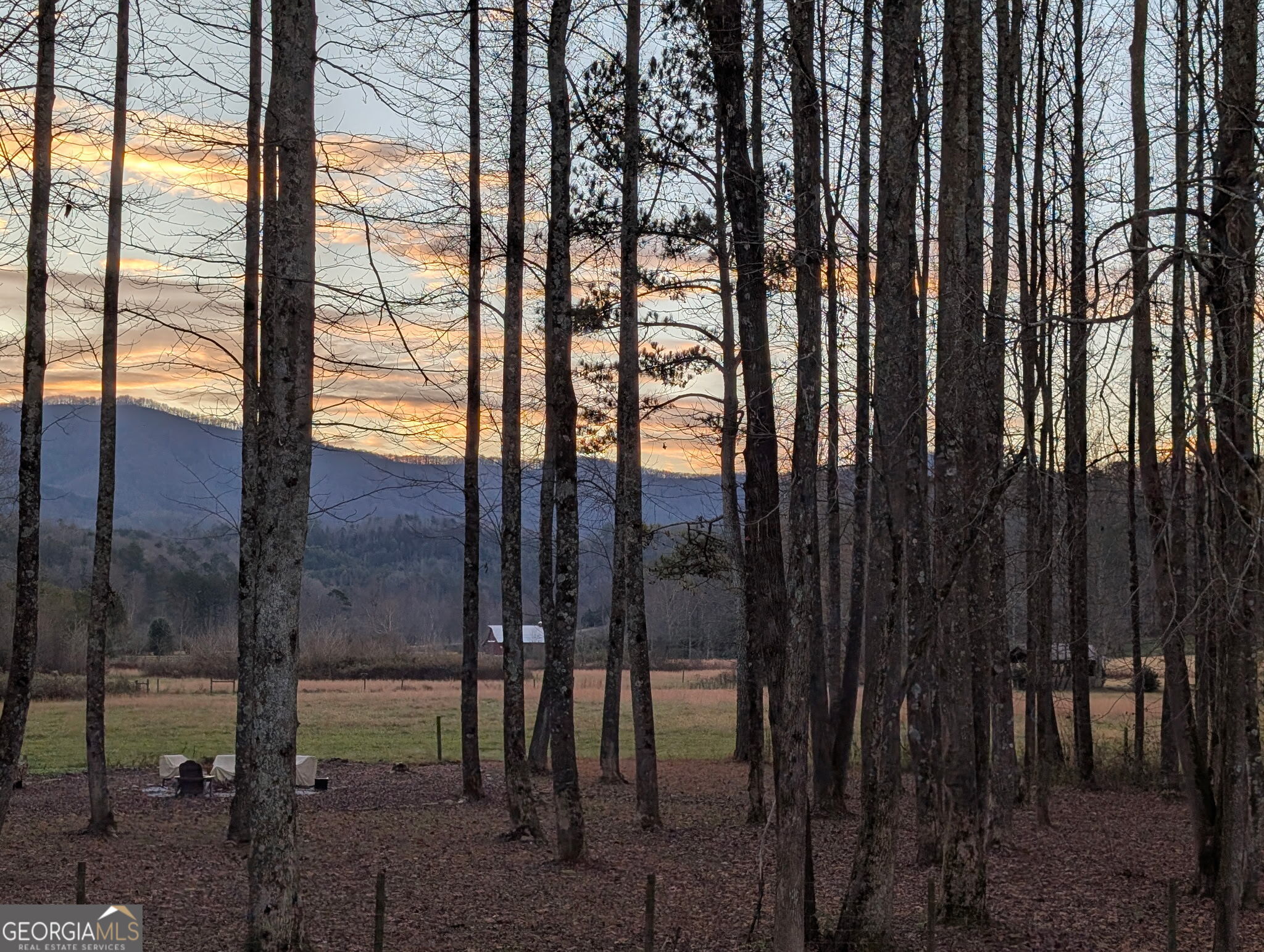 Ellijay, Georgia, 30540, United States, 4 Bedrooms Bedrooms, ,3 BathroomsBathrooms,Residential,Active,1968093
