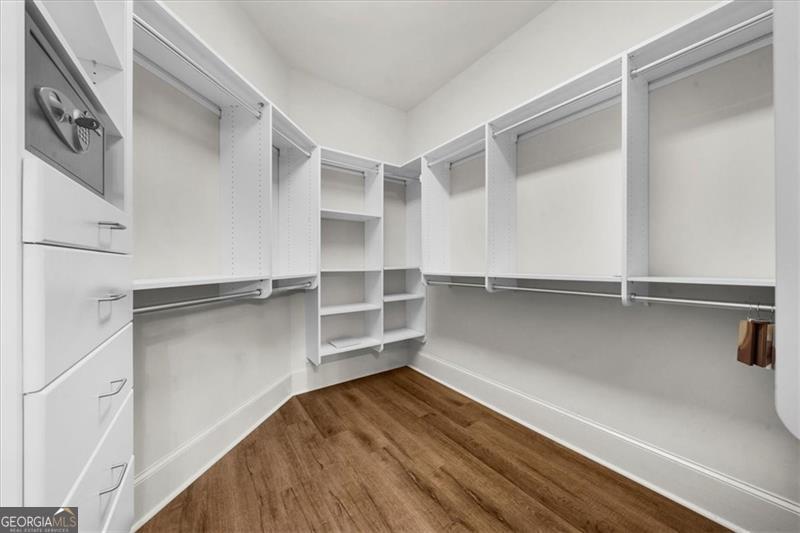 Alpharetta, Georgia, 30022, United States, ,9 BathroomsBathrooms,Residential,Active,1852716