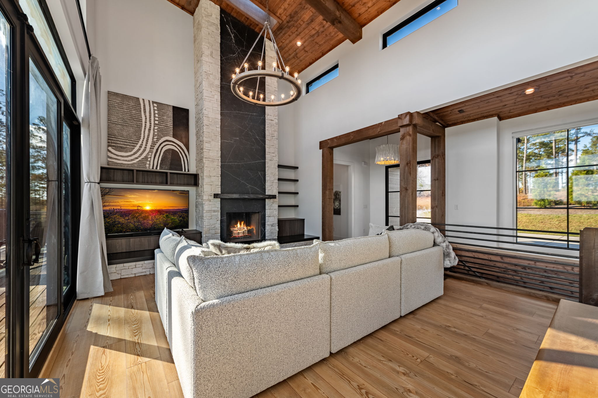 Ellijay, Georgia, 30540, United States, 4 Bedrooms Bedrooms, ,3 BathroomsBathrooms,Residential,Active,1986866