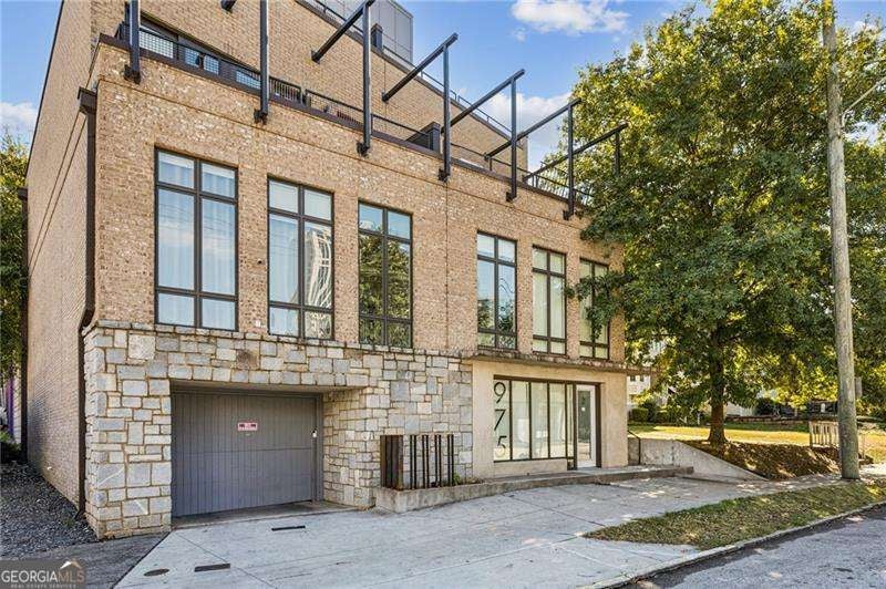 Atlanta, Georgia, 30309, United States, 3 Bedrooms Bedrooms, ,4 BathroomsBathrooms,Residential,Active,1987236