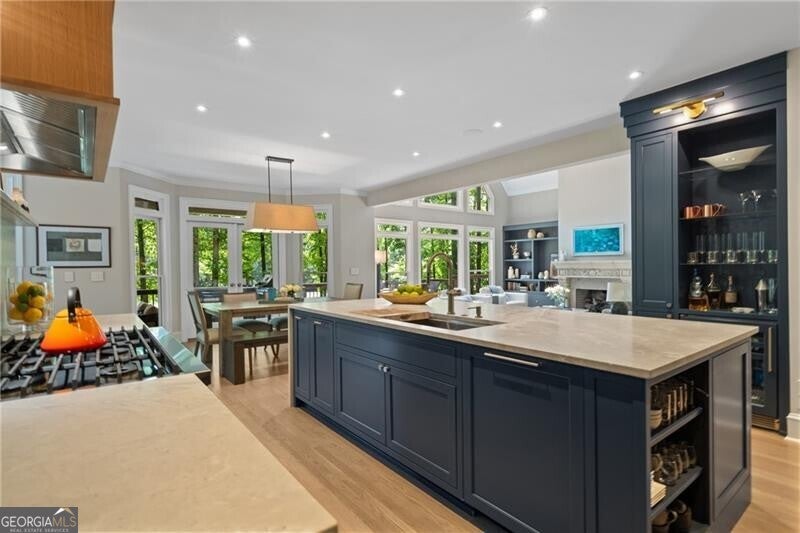 Johns Creek, Georgia, 30022, United States, 6 Bedrooms Bedrooms, ,5 BathroomsBathrooms,Residential,Active,1943817