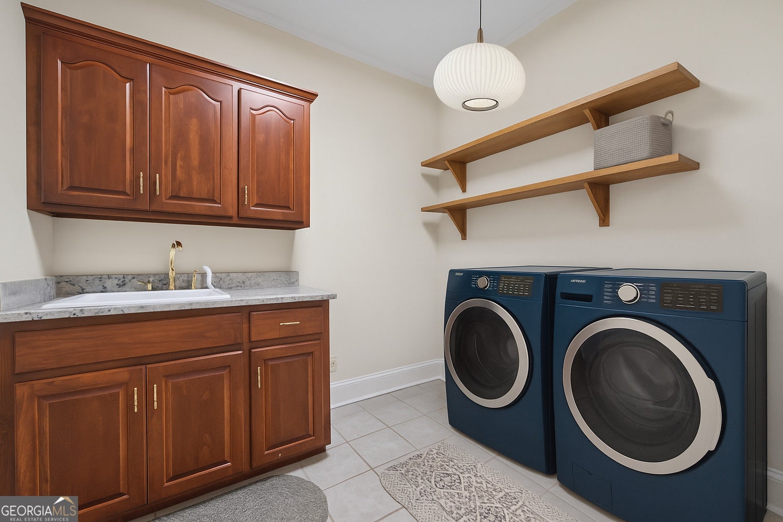 Lavonia, Georgia, 30553, United States, 5 Bedrooms Bedrooms, ,5 BathroomsBathrooms,Residential,Active,1862896